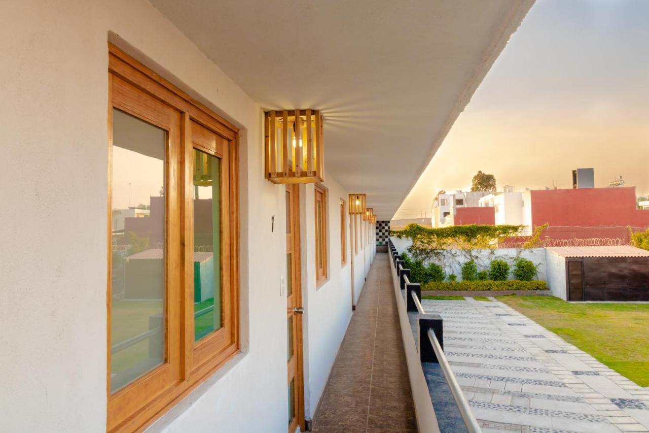 Pascual Inn Suites Cholula Exterior foto